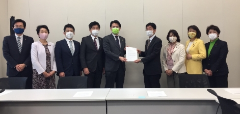 児童手当の削減は少子化対策に逆行！と要望しましたを開く