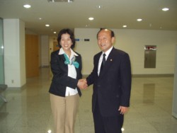 �����e�c���ƈ��肷�鈢���m�q